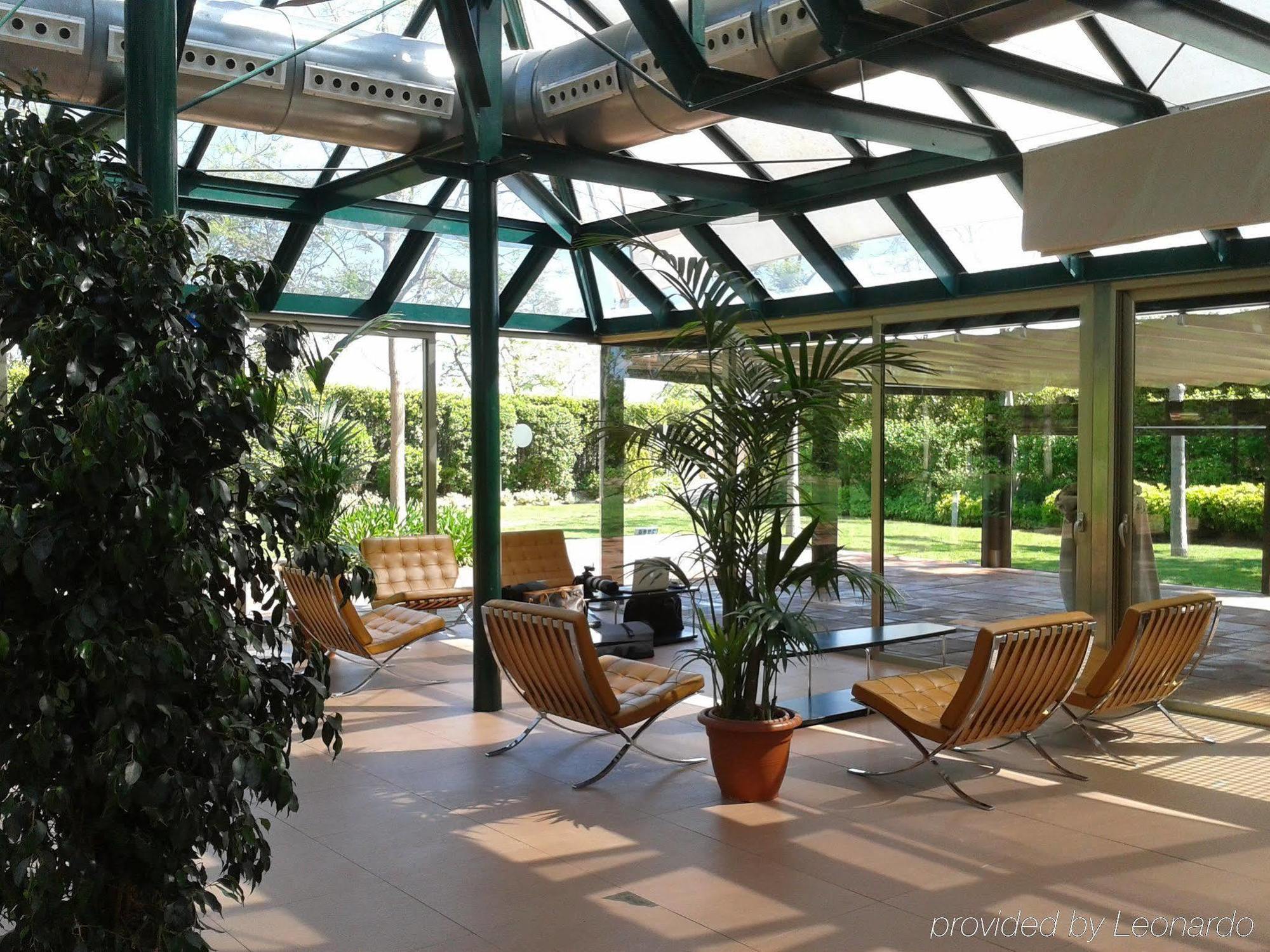 Hotel Miramar Barcelona Gl Ngoại thất bức ảnh The interior of the conservatory