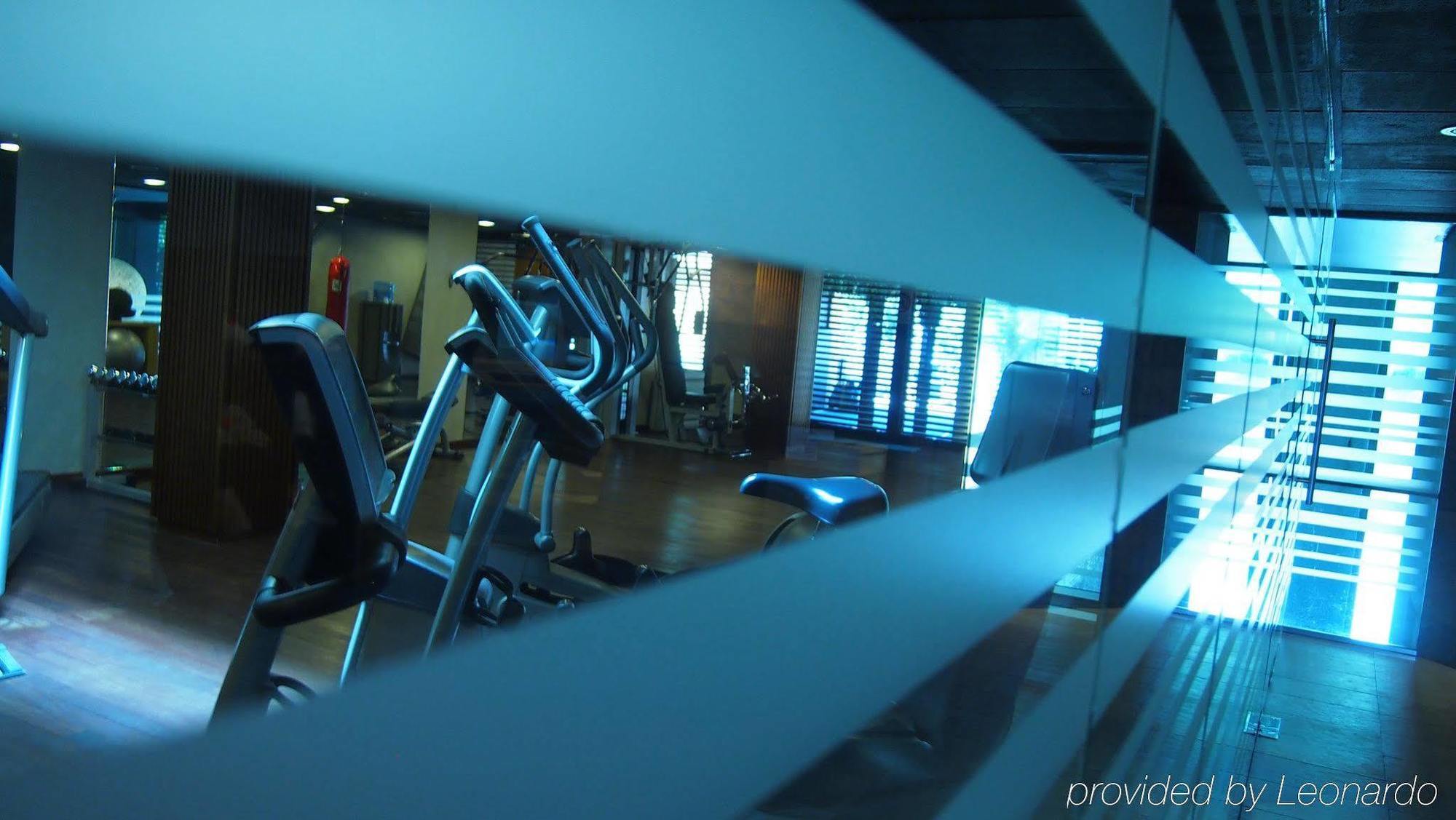 Hotel Miramar Barcelona Gl Ngoại thất bức ảnh The gym at the Crowne Plaza Hotel, Dublin Airport